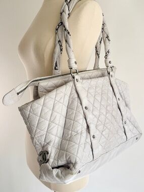 Chanel Quilted Leather Shoulder Bag